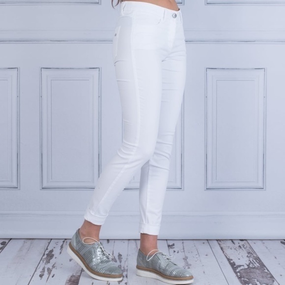 Luisa Cerano Soft Raw Hem Skinny Jeans White NWT - Picture 2 of 9